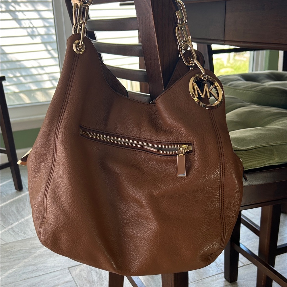 Michael Kors Cognac Brown Pebbled Leather Shoulder Bag with Gold Chain Accents - Picture 4 of 4
